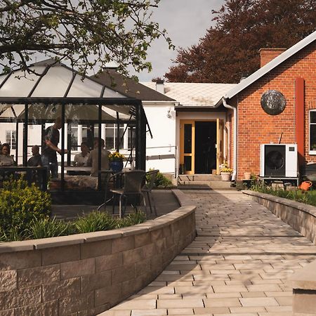 Tva Systrar B&B Skurup Exterior foto